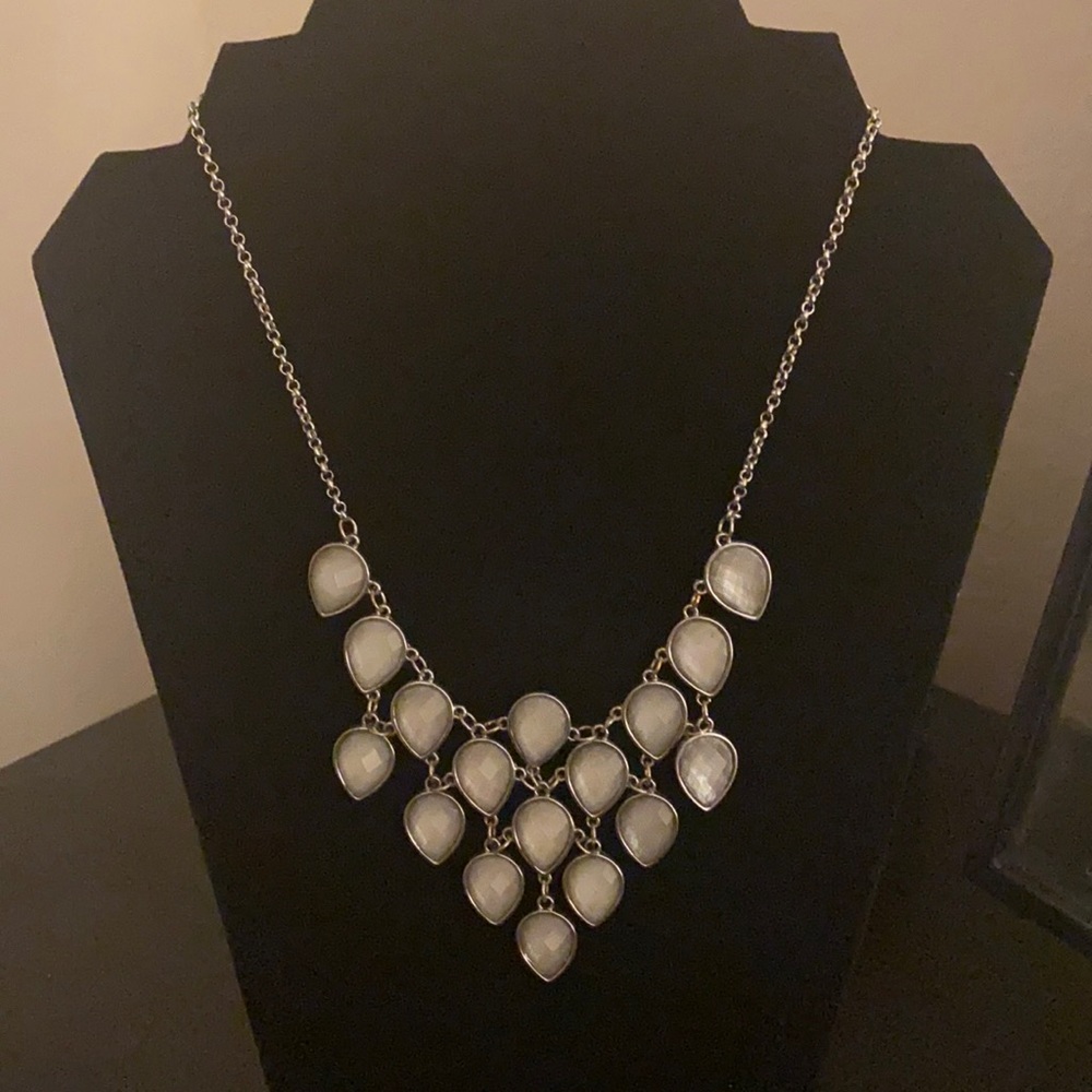 Grey teardrop jeweled necklace